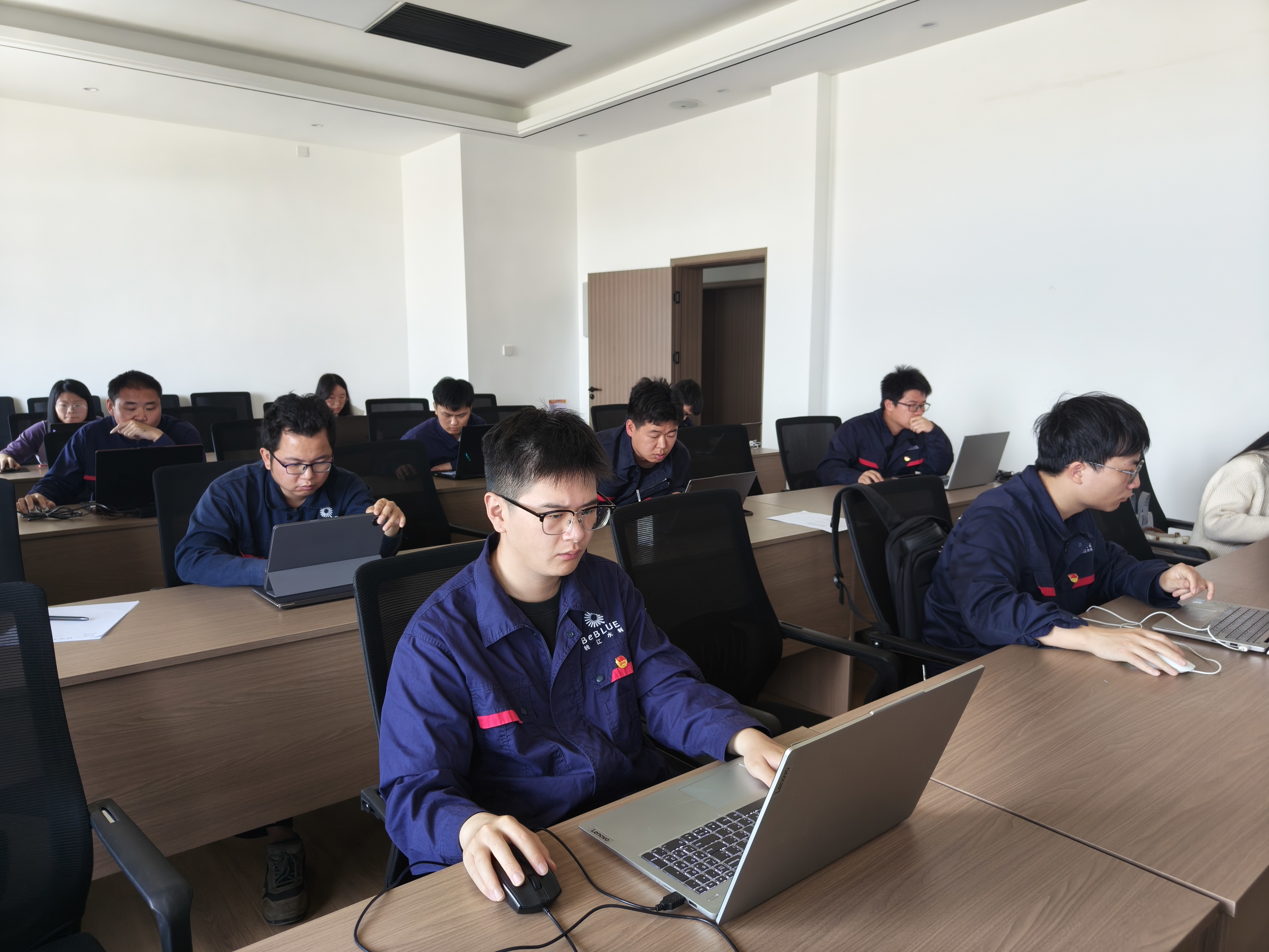 微信图片_20250430193654.jpg
